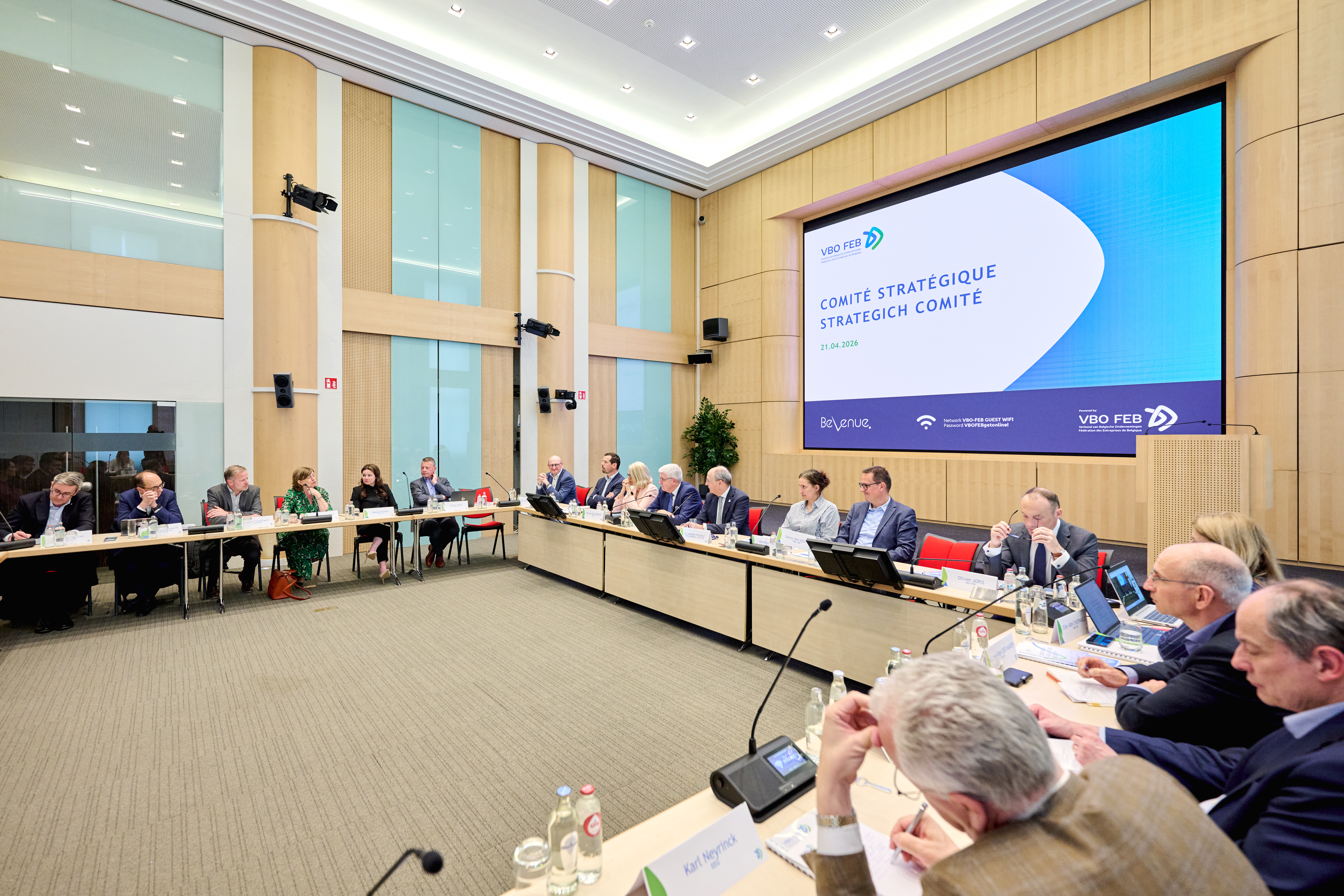 Foto van een vergadering van het Strategisch comité | Photo d'une réunion du comité stratégique